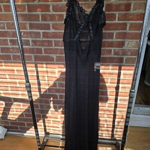 Elegant Black Evening Dress